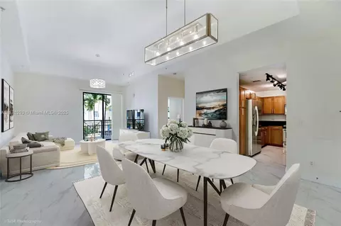8395 SW 73rd Ave #511, Miami, FL 33143