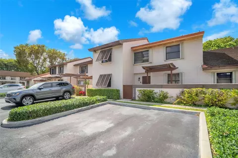 13350 SW 88th Ter #B, Miami, FL 33186