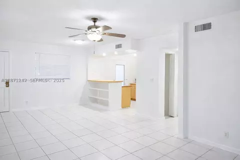 9150 NW 38th Dr #110, Coral Springs, FL 33065