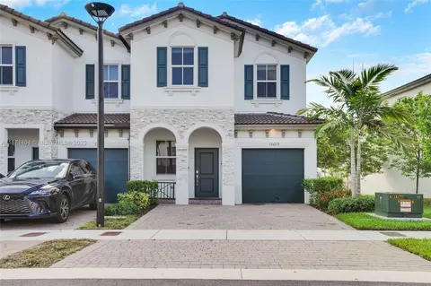 12609 NW 23rd Pl, Miami, FL 33167