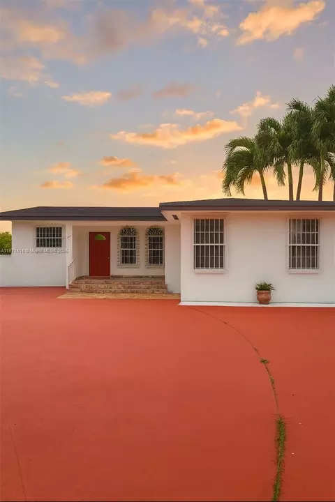 375 E Okeechobee Rd, Hialeah, FL 33010