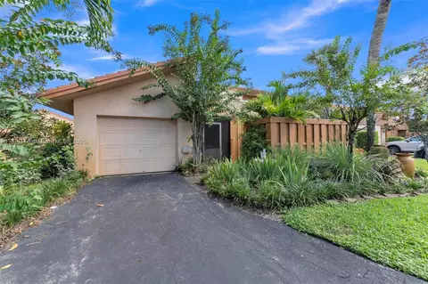 5405 Stonybrook Dr, Boynton Beach, FL 33437