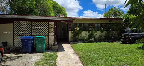 19441 NW 1st Ct, Miami Gardens, FL 33169