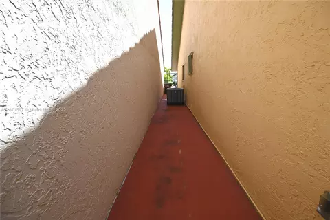 Entry Way - 5870 W 20th Ln, Hialeah, FL 33016 photo 2 of 2