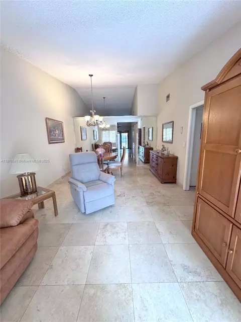 Other - 5870 W 20th Ln, Hialeah, FL 33016 photo 2 of 4