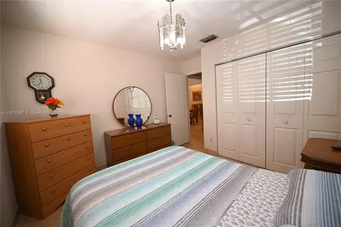 Bedroom - 5870 W 20th Ln, Hialeah, FL 33016 photo 2 of 4