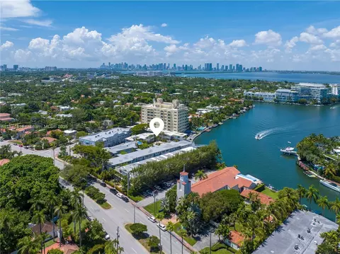 4710 Pine Tree Dr #26, Miami Beach, FL 33140
