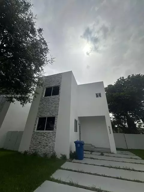 532 NW 17th Ave, Fort Lauderdale, FL 33311