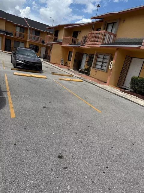 2377 W 66th Pl #204, Hialeah, FL 33016