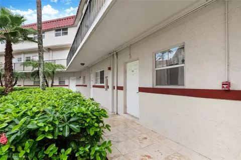8650 SW 67th Ave #1018, Pinecrest, FL 33156