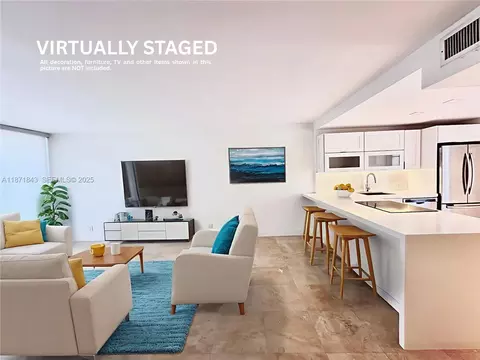 3301 N Country Club Dr #410, Aventura, FL 33180