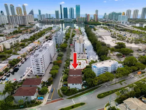 3506 NE 166th St #4, North Miami Beach, FL 33160