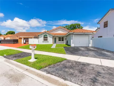 15275 SW 56th Ter, Miami, FL 33193