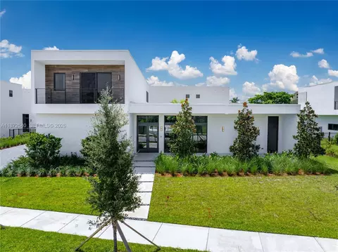 16740 N Botaniko Dr N, Weston, FL 33326