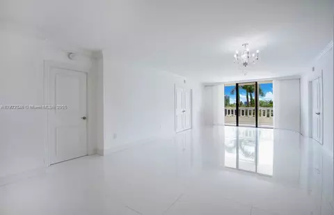 9801 Collins Ave #5Q, Bal Harbour, FL 33154