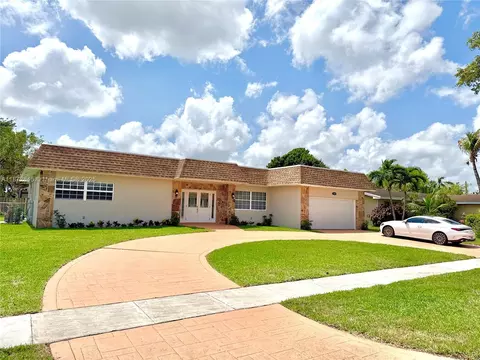 7480 NW 14th St, Plantation, FL 33313