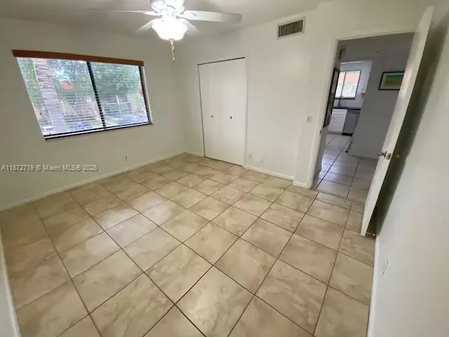 Bedroom - 437 Lakeview Dr #201, Weston, FL 33326 photo 3 of 3
