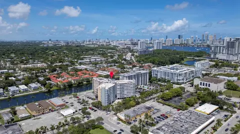 2025 NE 164th St #510, North Miami Beach, FL 33162