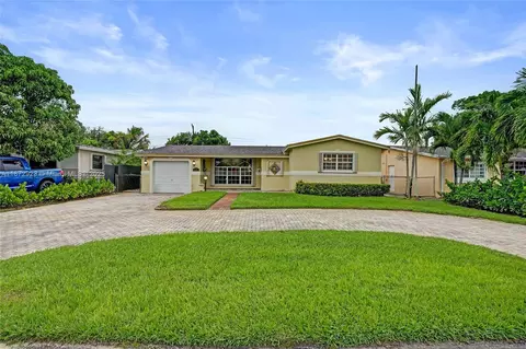7733 Biltmore Blvd, Miramar, FL 33023