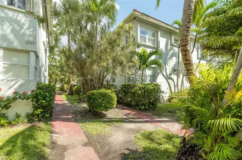 1275 Marseille Dr #35, Miami Beach, FL 33141