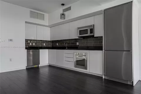 92 SW 3rd St #4509, Miami, FL 33130