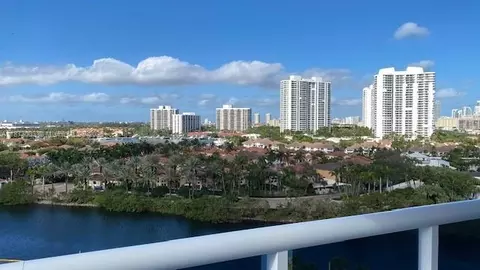 20505 E Country Club Dr #1138, Aventura, FL 33180