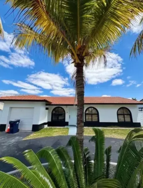 12943 SW 207th Ter, Miami, FL 33177