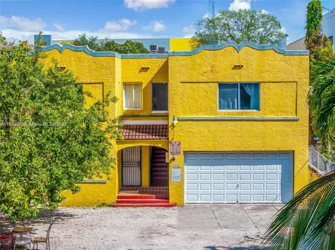 1145 NW 4th St, Miami, FL 33128