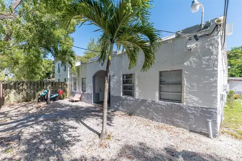 180 NW 59th St, Miami, FL 33127