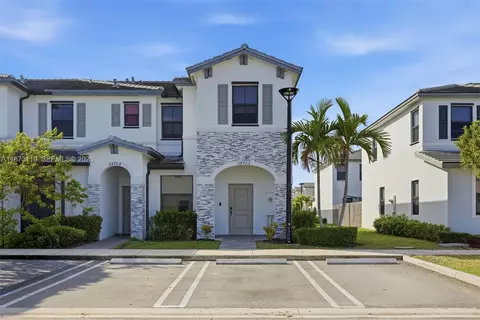 28702 SW 133rd Ct, Homestead, FL 33033