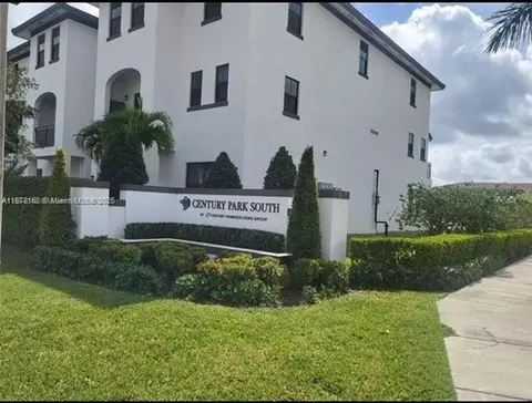 15650 SW 136th St #110, Miami, FL 33196