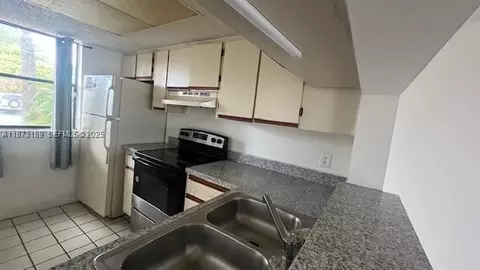 5200 NW 31st Ave #62, Fort Lauderdale, FL 33309