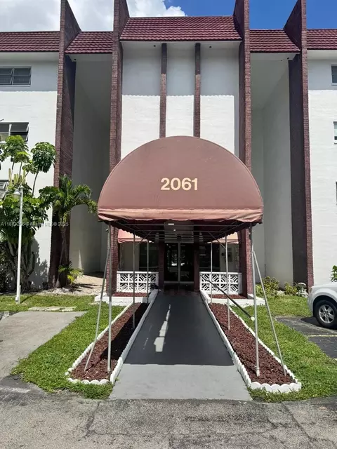 2061 NW 47th Ter #407, Lauderhill, FL 33313