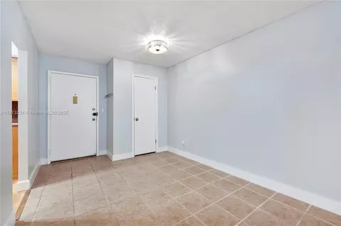 6500 Cypress Rd #107, Plantation, FL 33317