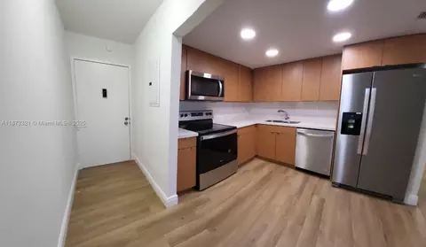 4354 NW 9th Ave #12-3B, Pompano Beach, FL 33064
