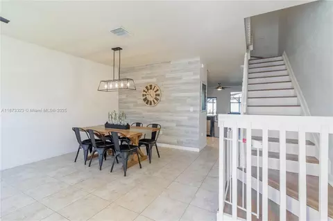 Dining - 8889 W 35th Ln, Hialeah, FL 33018 photo 3 of 4