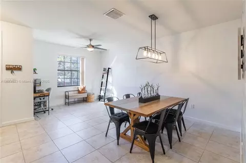 Dining - 8889 W 35th Ln, Hialeah, FL 33018 photo 4 of 4