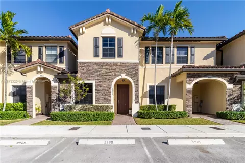 Exterior - 8889 W 35th Ln, Hialeah, FL 33018 photo 4 of 4