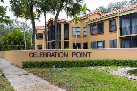 15525 Miami Lakeway N #106-8, Miami Lakes, FL 33014