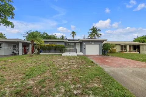 80 NE 48th St, Oakland Park, FL 33334