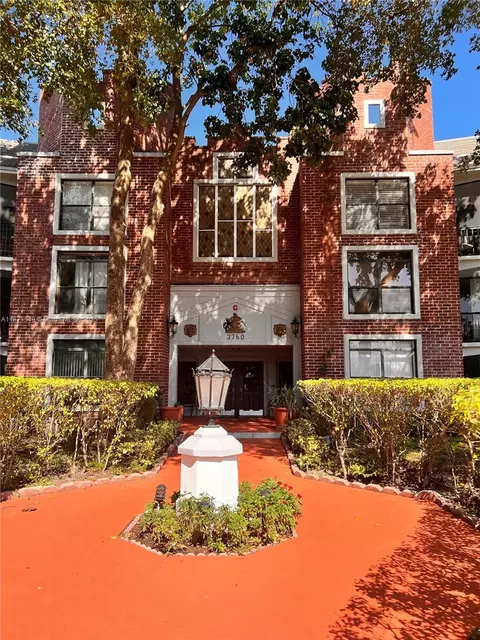 3760 Inverrary Dr #2Z, Lauderhill, FL 33319