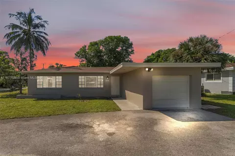 4200 NW 2nd St, Plantation, FL 33317