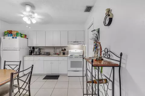 Other - 4776 E 10th Ave, Hialeah, FL 33013 photo 7 of 13