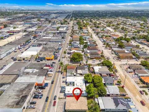 View/Area - 4776 E 10th Ave, Hialeah, FL 33013 photo 2 of 6