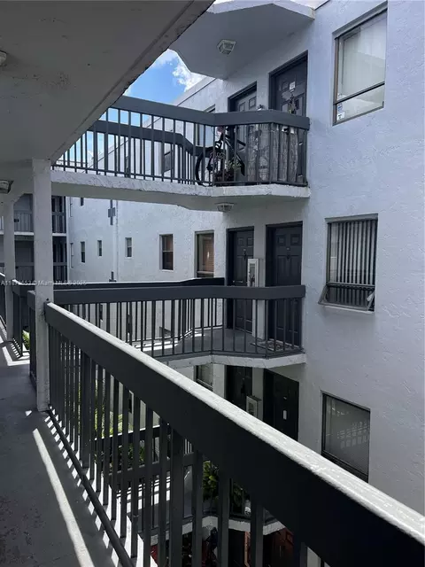 1850 N Congress Ave #309, West Palm Beach, FL 33401
