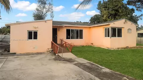 2995 NW 88th St, Miami, FL 33147