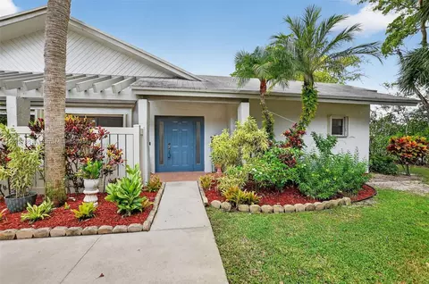 4843 NW 22nd St #4157, Coconut Creek, FL 33063