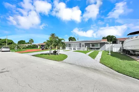 7905 Ramona St, Miramar, FL 33023