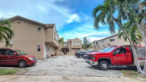 5698 W 25th Ct #5698, Hialeah, FL 33016 photo 29
