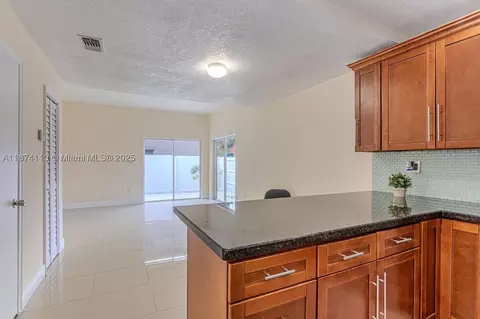 5698 W 25th Ct #5698, Hialeah, FL 33016 photo 2